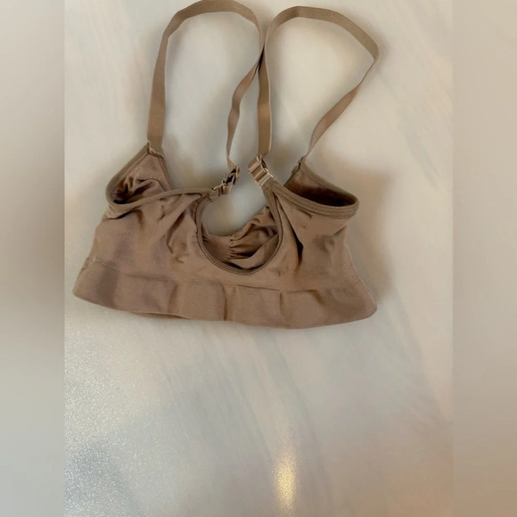 Skims Seamless Sculpt Bralette: Size XXS/XS In Color Clay (8) New No Box - Picture 1 of 4